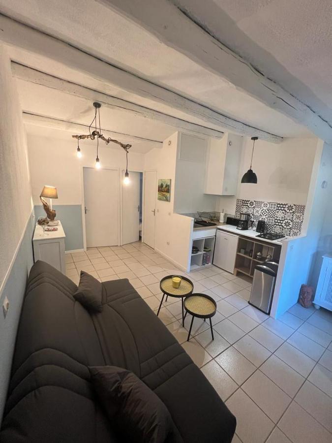 8-Gite 5 Personnes Avec Piscine Saint-Aubin-de-Nabirat Екстериор снимка